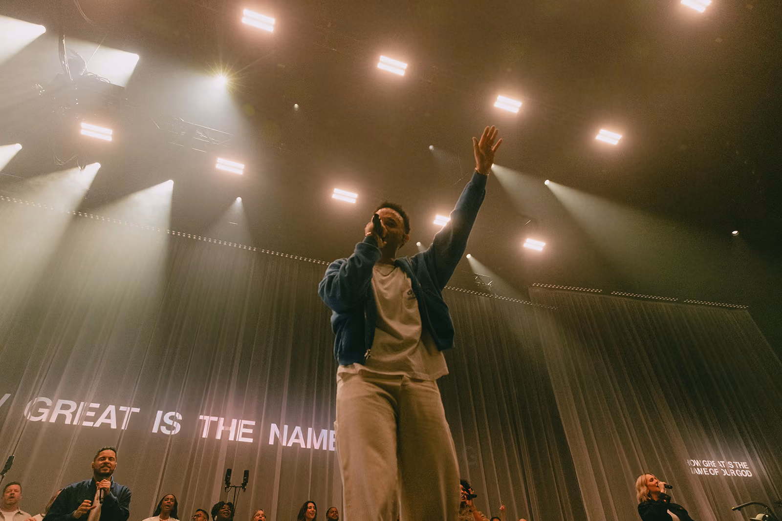 Here Comes the Church — Live — Tauren Wells — Live Photos